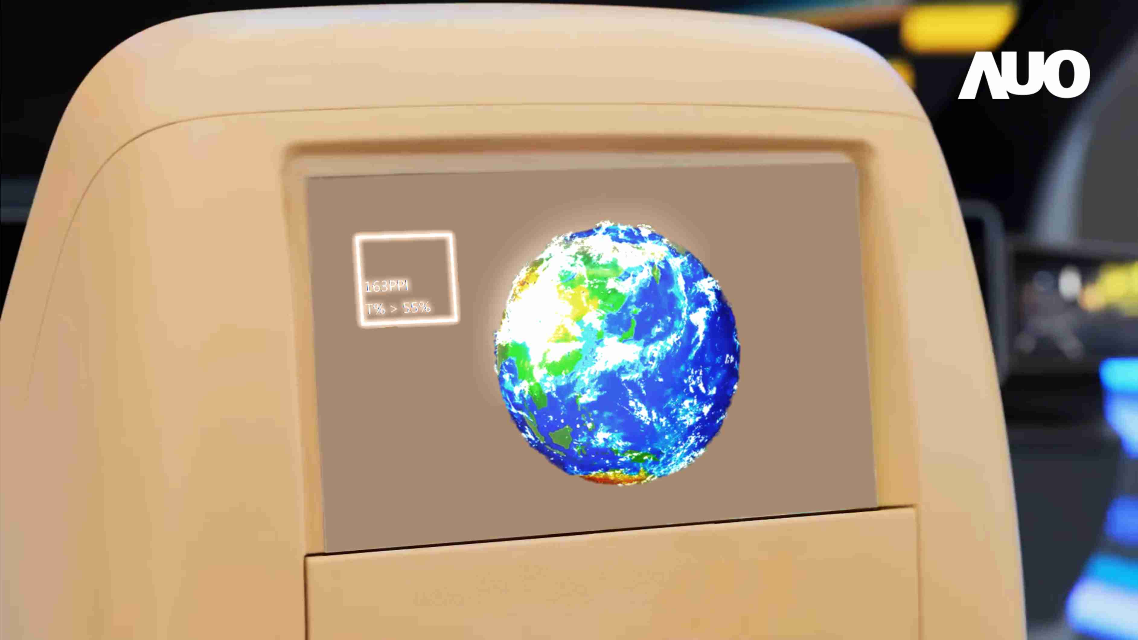 尊龙集团突破设计与制程挑战，，推出全球最高分辨率163ppi的13.5吋透明Micro LED面板，，，并积极布局智能车市场，，，，以期拓展透明显示应用的可能性